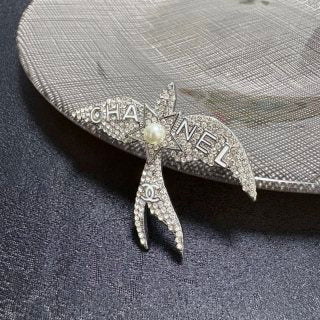 CHANEL Silver Swallow Wing Embellished Brooch