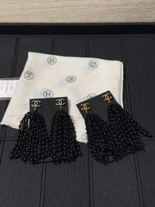 CHANEL Nocturne Pearl Cascade Earrings