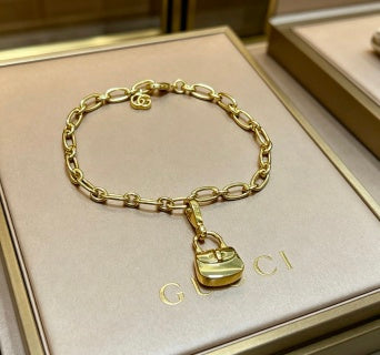 Gucci Padlock Charm Chain Bracelet