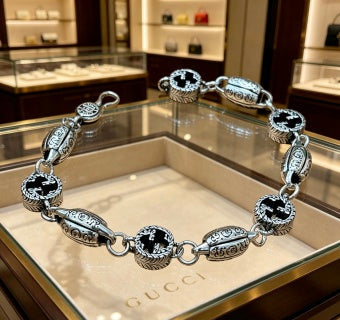 Gucci Ornate GG Medallion Link Bracelet