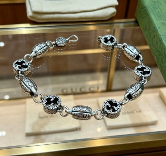 Gucci Ornate GG Medallion Link Bracelet