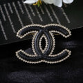 CHANEL Pearl Outline CC Statement Brooch