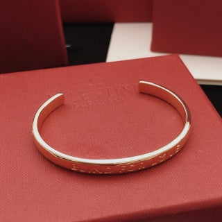 Gucci Engraved Logo Cuff Bracelet Trio