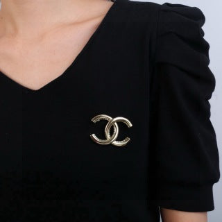 CHANEL Golden Interlock CC Sculptural Brooch