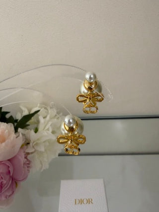 Dior Perle Noeud Pearl Bow Earrings