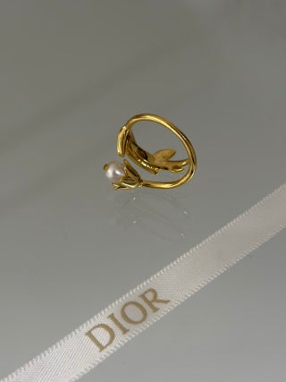 Dior Perle Jardin Bow Ring