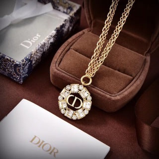 Dior Éclat Medallion Crystal Necklace