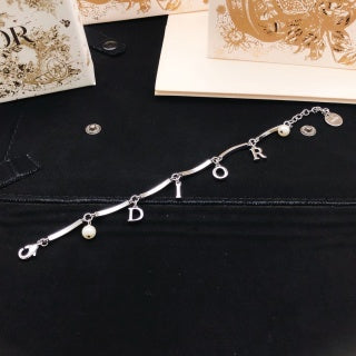 Dior Lumière Letter Pearl Bracelet