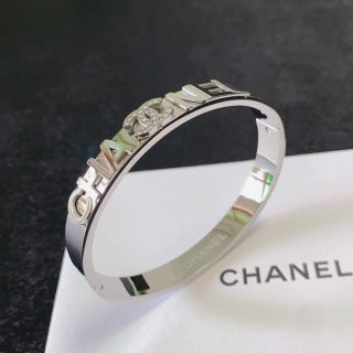 CHANEL Celinea Dual-Tone Letter Bangle