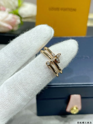 Louis Vuitton Blossom Butterfly Open Ring