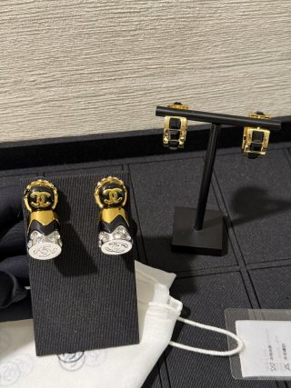 CHANEL Noir Lipstick CC Drop Earrings
