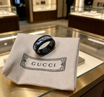 Gucci Black Enamel GG Signet Ring