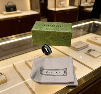 Gucci Black Enamel GG Signet Ring