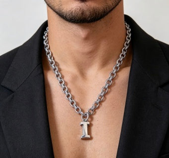 Gucci Interlocking G Letter Pendant Chain Necklace