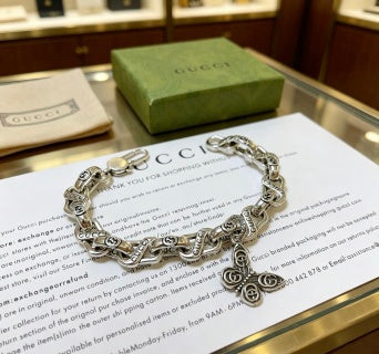Gucci Interlocking G Butterfly Charm Chain Bracelet