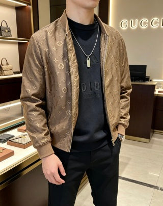 Gucci GG Engraved Plate Chain Necklace