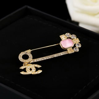 CHANEL Seraphine Pink Accent Safety Pin Brooch