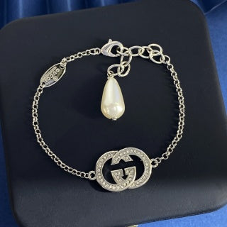 Gucci Interlocking G Pearl Drop Chain Bracelet