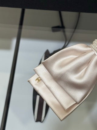 Chanel Romantic Pearl Bow Hair Set