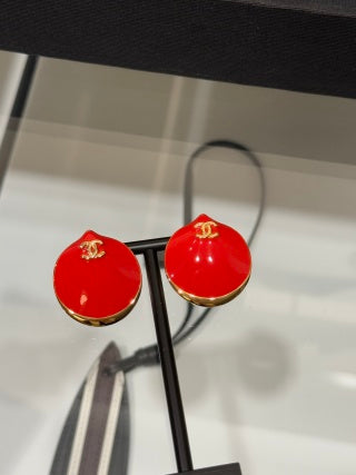 Chanel Red Enamel Gold Stud Earrings – Elegant Luxury Fashion Jewelry