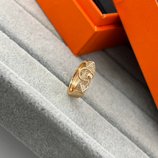 Hermès Kelly Oval Pavé Link Ring
