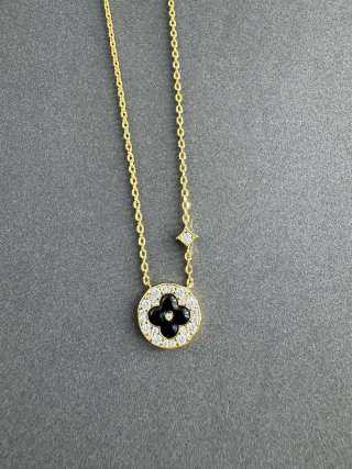 Louis Vuitton Blossom Medallion Flower Pendant Necklace