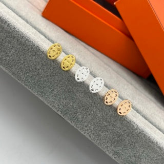 Hermès Mini Chaine d’Ancre Oval Stud Earrings