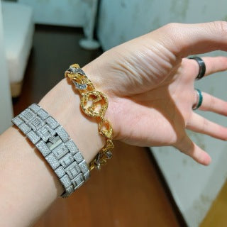 Gucci Interlocking G Twisted Chain Crystal Link Bracelet