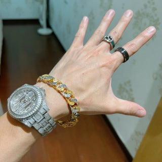 Gucci Interlocking G Twisted Chain Crystal Link Bracelet