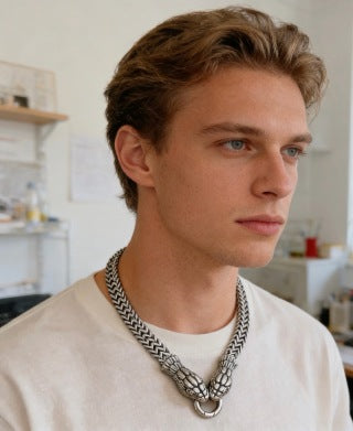 Gucci Interlocking G Snake Chain Link Necklace