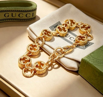 Gucci Interlocking G Medallion Coin Link Chain Bracelet