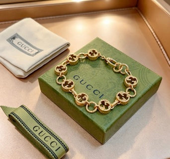 Gucci Interlocking G Medallion Coin Link Chain Bracelet