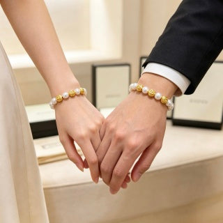 Gucci Interlocking G Pearl Bead Medallion Bracelet