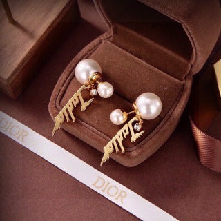 Dior J'Adior Pearl Script Drop Stud Earrings