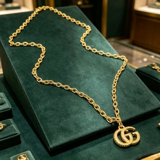 Gucci Interlocking G Mini Pendant Chain Necklace