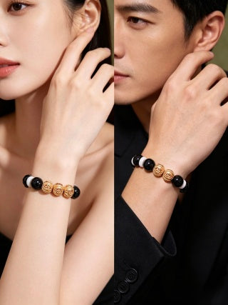 Gucci Interlocking G Onyx Pearl Bead Medallion Bracelet