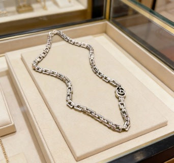 Gucci Interlocking G Geometric Link Chain Necklace