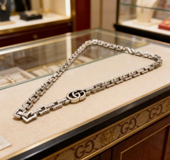 Gucci Interlocking G Geometric Link Chain Necklace
