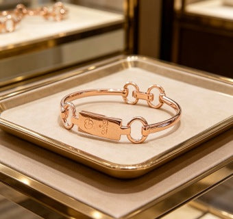 Gucci Interlocking G Link Chain Plaque Cuff Bracelet