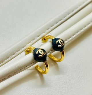 CHANEL Noir Enamel Pearl CC Stud Earrings
