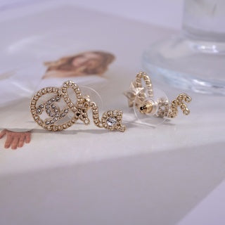 CHANEL Linked CC Chain Texture Stud Earrings