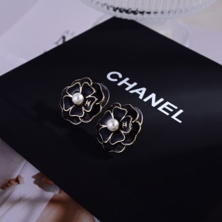 CHANEL Noir Pearl Blossom Stud Earrings