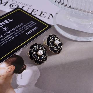 CHANEL Noir Pearl Blossom Stud Earrings