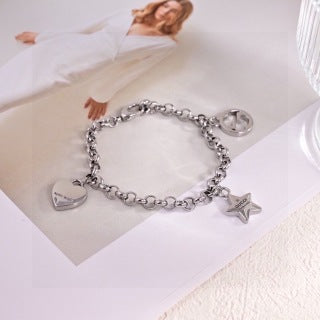 Gucci Interlocking G Star Charm Link Chain Bracelet