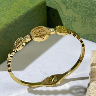Gucci Round Interlocking G Medallion Slim Chain Cuff Bracelet