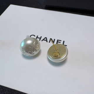 CHANEL Pearl Mist Round Stud Earrings