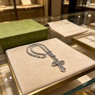 Gucci GG Cross Pendant Chain Necklace