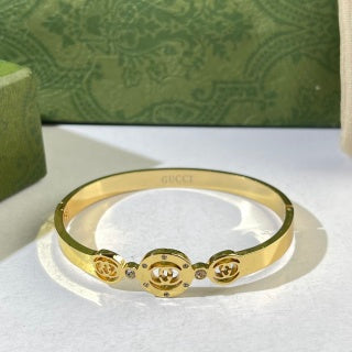 Gucci GG Medallion Crystal Link Cuff Bracelet