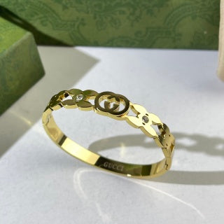 Gucci GG Interlocking Oval Cuff Bracelet