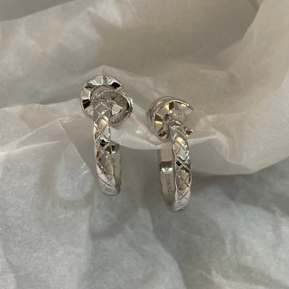 Chanel Coco Crush earrings